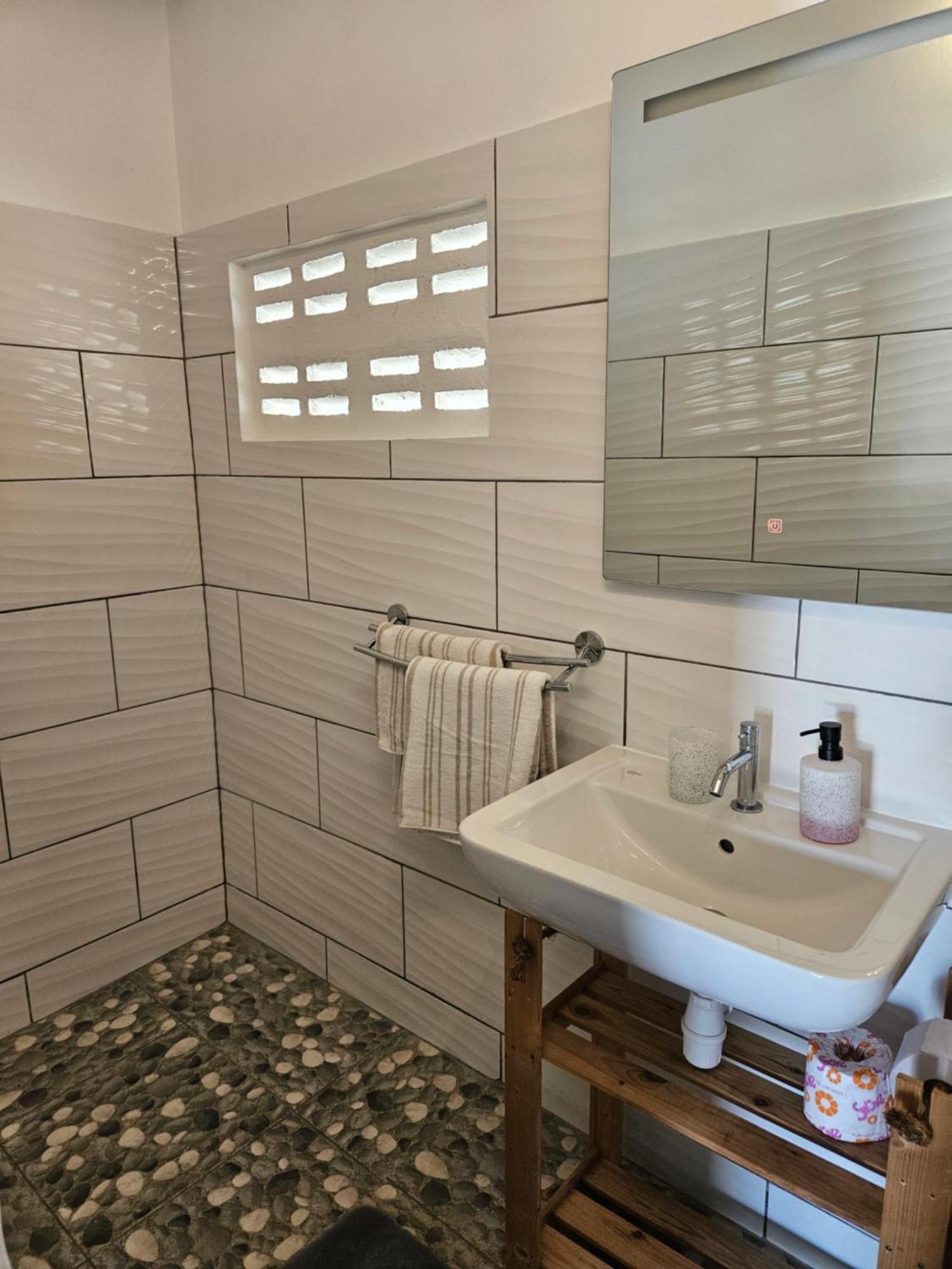 Villa Raven`s Paradise  Willemstad Esterno foto